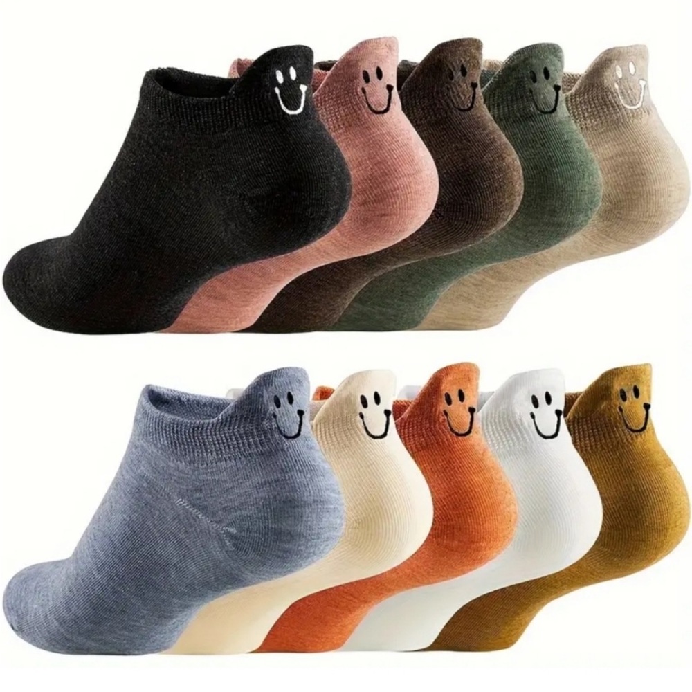 NWT “Calcetin” Smiley Face Ankle Socks - Multicolor Pack